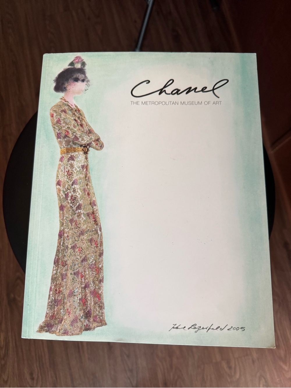 Chanel-The Metropolitan Museum Of Art Paperback book